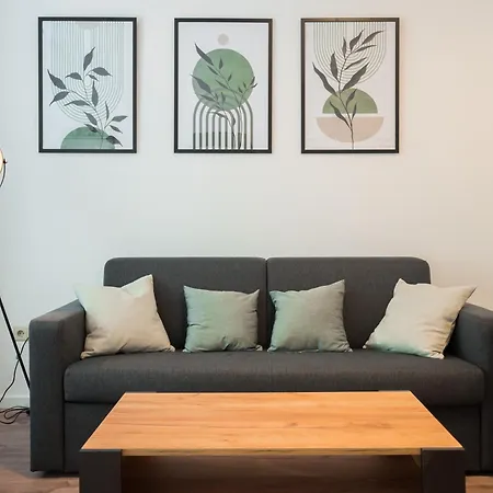 Spacious 1-Bedroom Apartment In Kreuzberg Berlin Exterior photo