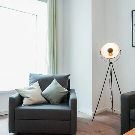 Spacious 1-Bedroom Apartment In Kreuzberg Berlin Exterior photo