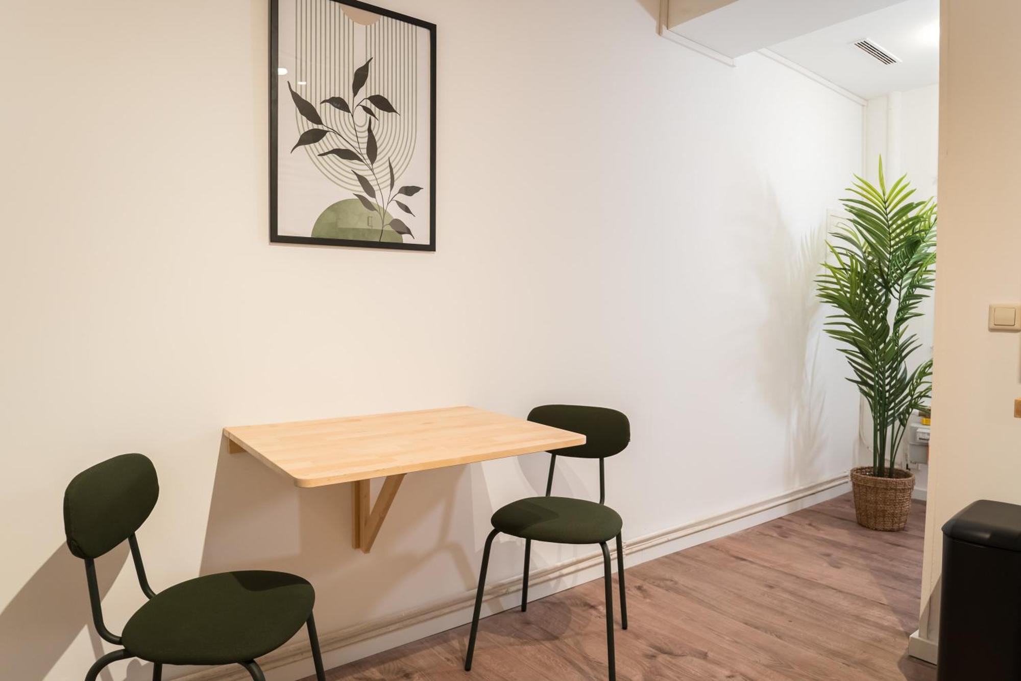 Spacious 1-bedroom In Kreuzberg Apartament